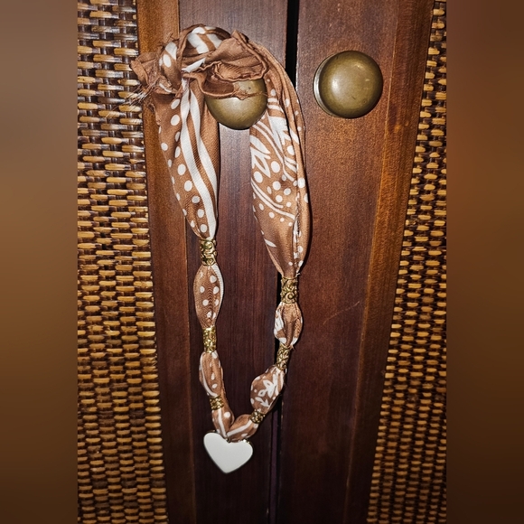 Peach Colored Scarf Necklace Patterned Necklace with Gold Accents - Picture 1 of 1